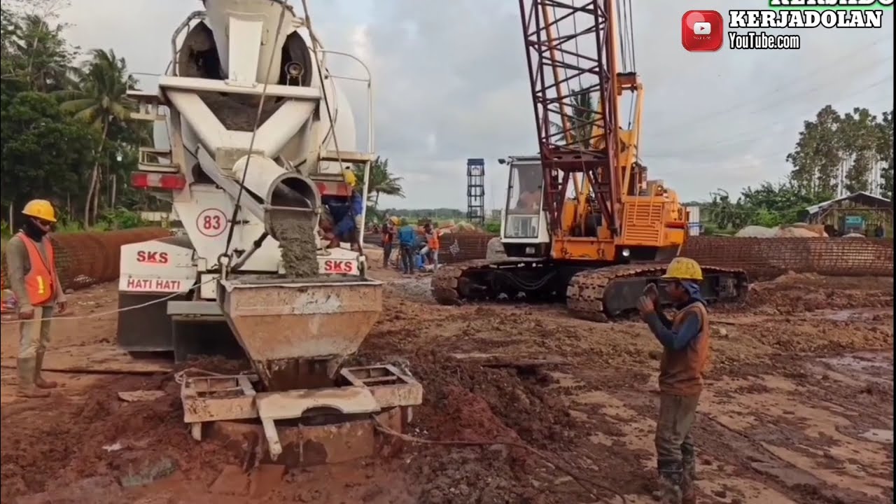 Pengecoran Bored Pile Menggunakan Pipa Tremi Proyek Jalur KA Bandara YIA