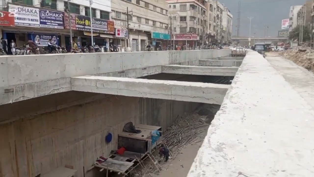 Karachi mai sardi ki Barish|karachi mai sardi|karimabad underpass|chinari vlog|karimabad|karachi