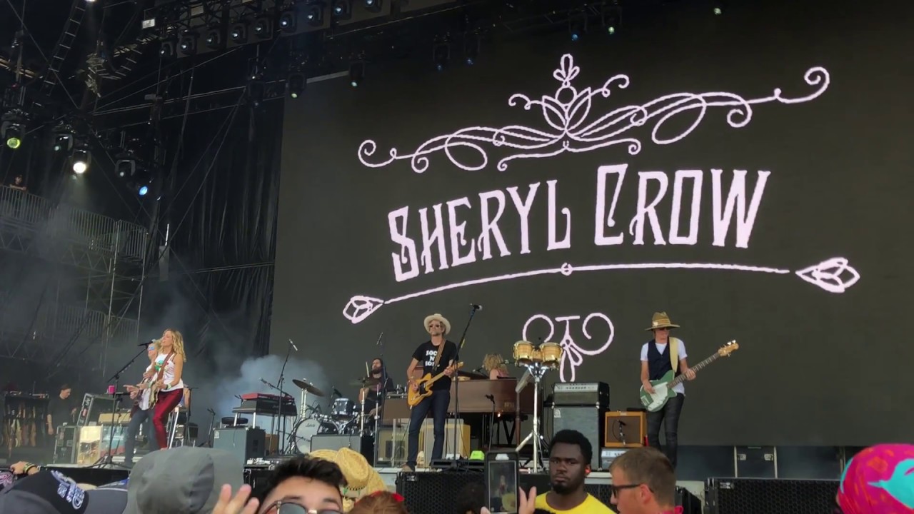 If It Makes You Happy - Sheryl Crow (Live at Bonnaroo 2018 - Day 2: 6/8/18)