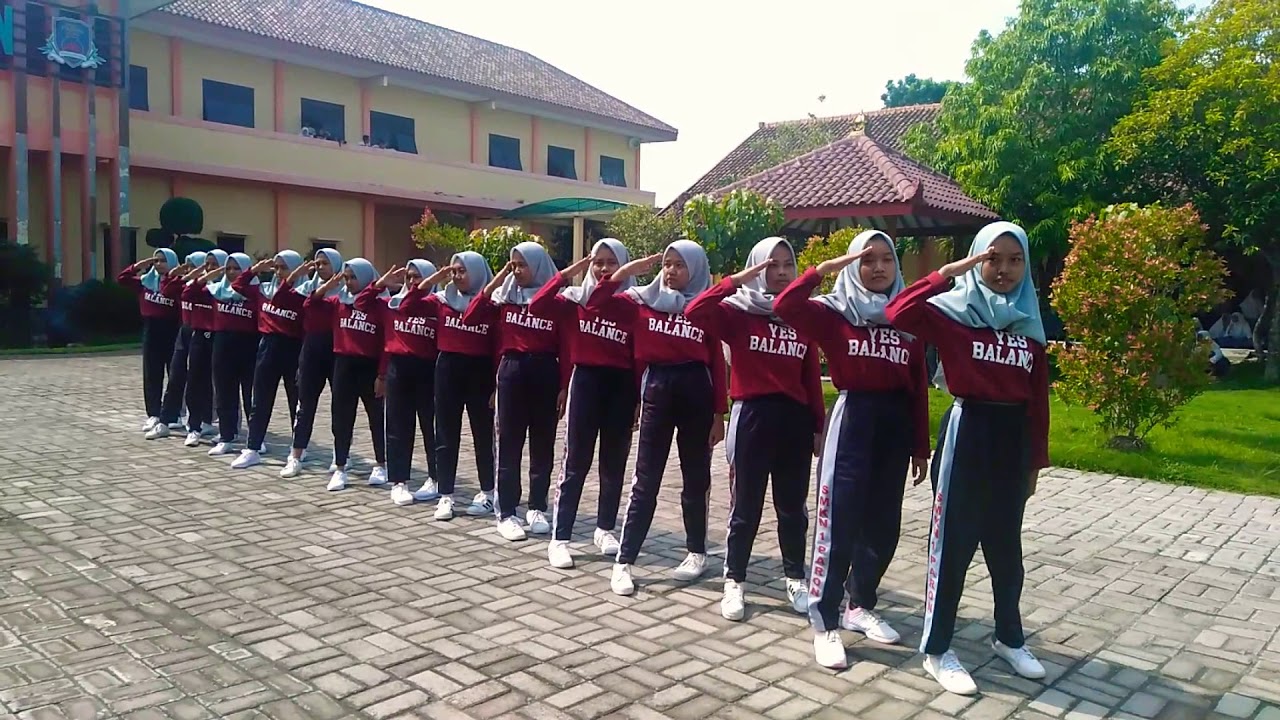 JUARA 1 🥇senam kreasi XII ACCOUNTING B classmeet akhir tahun 2019