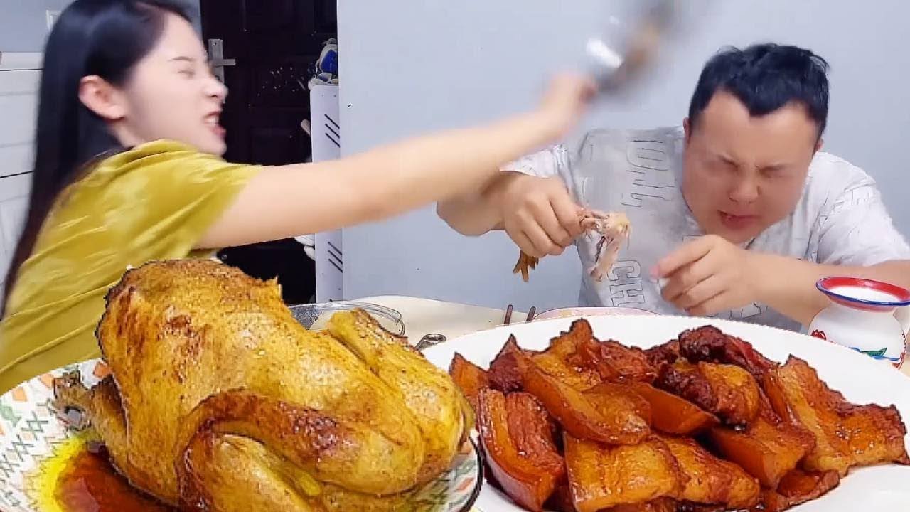 My stingy husband wouldn't let me eat roast chicken, but I ate the whole roast chicken.
