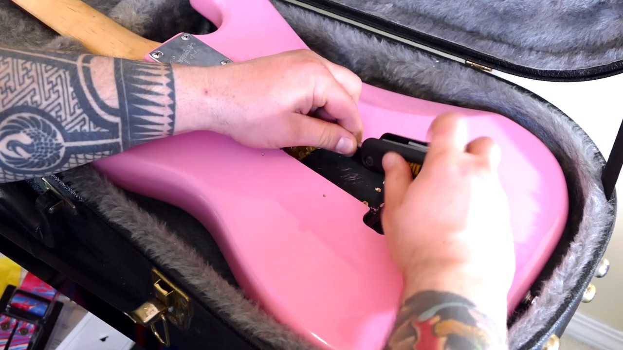 How to install a tremelo claw upgrade using the FU-tone.com brass tremelo claw