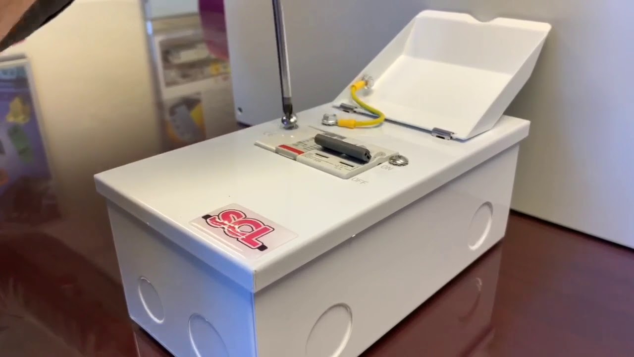 Enclosed Surge Protection/Isolator Consumer Unit