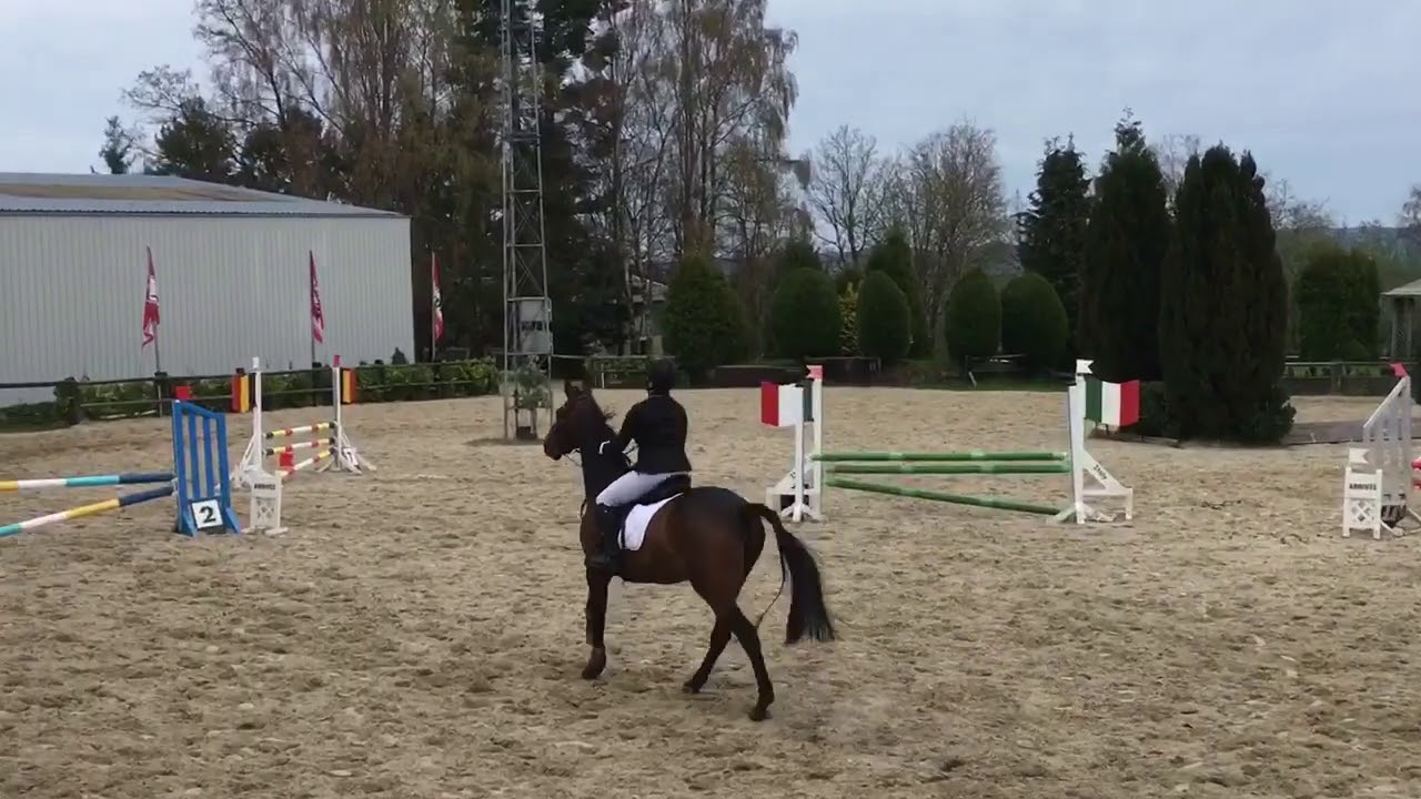 Obstacle premier degré , Léa et Sapaya