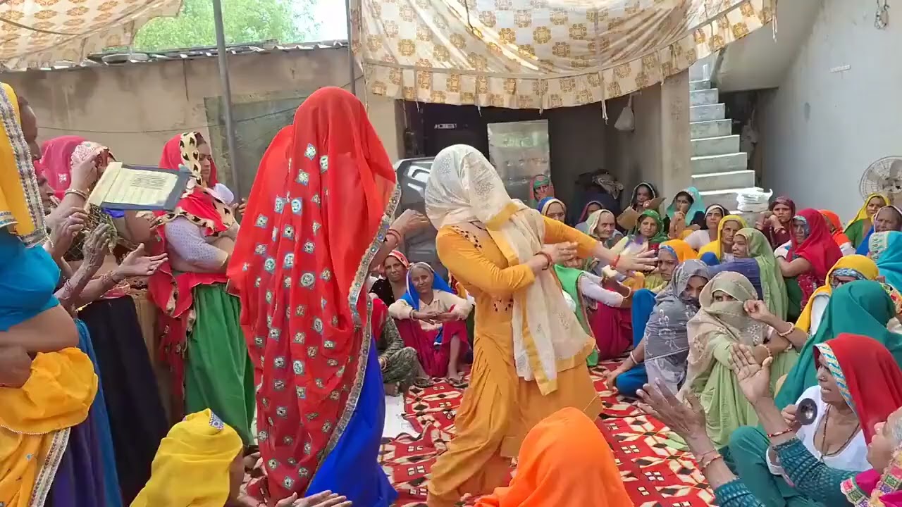 Ahirwal bharawas मेरा हाथ पकड़ ल्यो बनवारी 💃🏻💃🏻जमना की  लहर बहे भारी 💯💯👌🏻