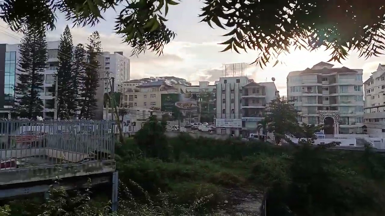 UN LAGO EN PLENO CENTRO DE SANTIAGO RD 