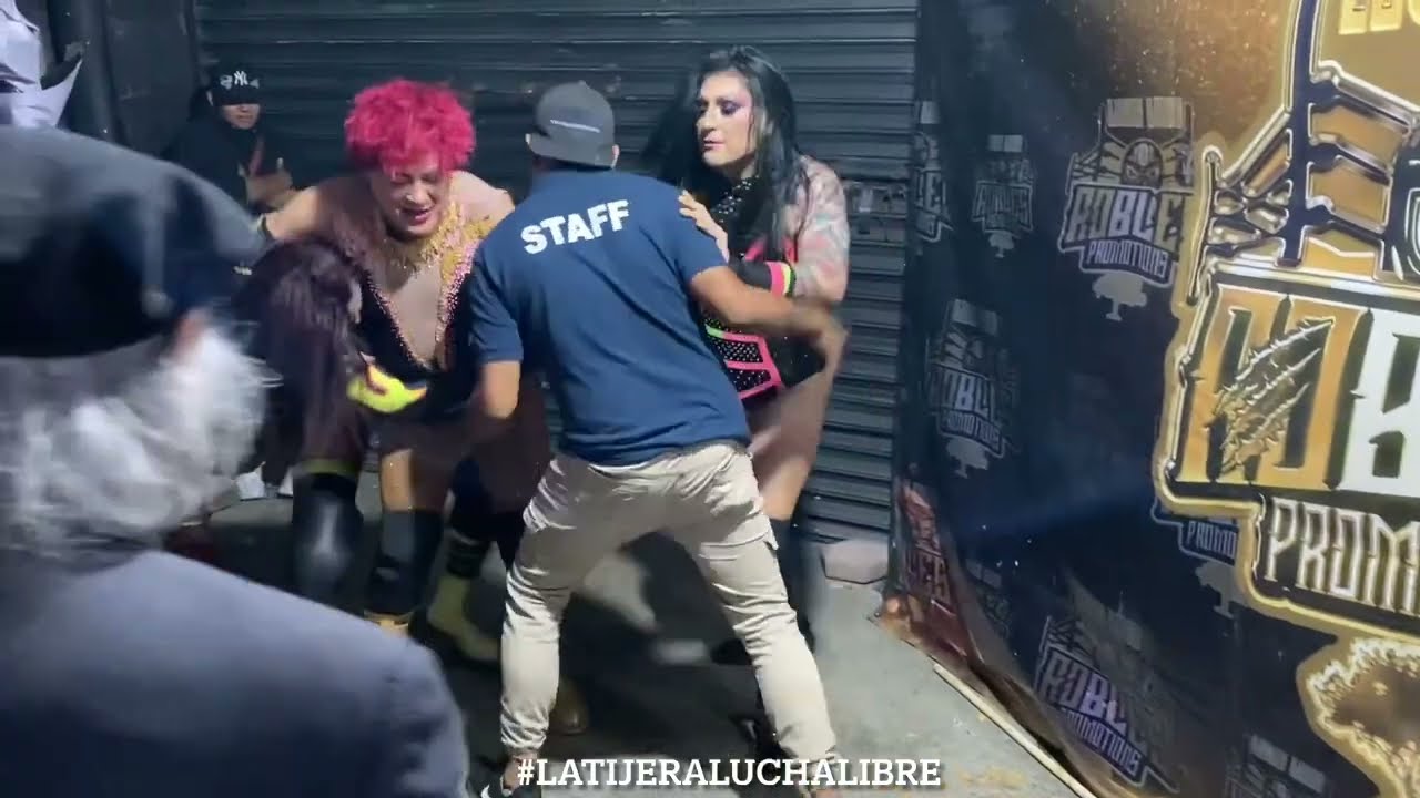 Las Shotas con todo contra Estrella Divina y Pimpinela en vestidores por el oro de Robles Promotions