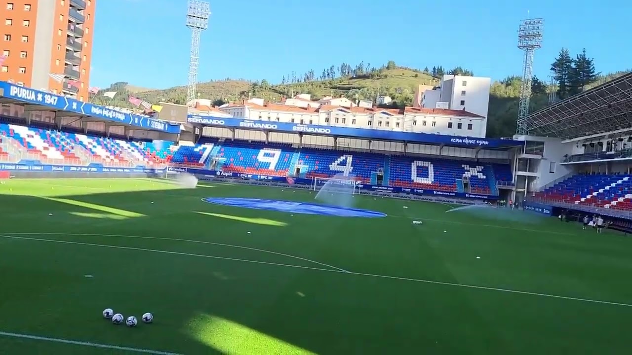 SD Eibar (splendid Ipurua Municipal Stadium)