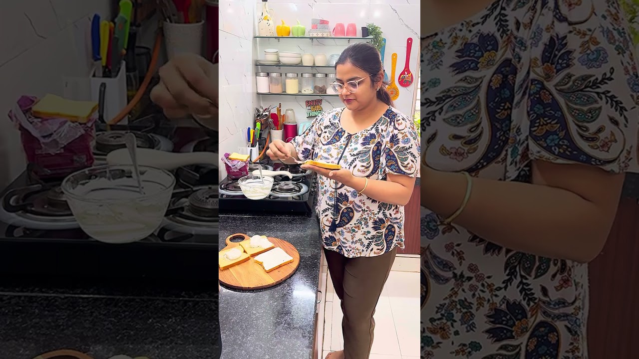 Ye sandwich nashte me banaye, tiffin ke liye banaye, evening snacks me banaye. Har time perfect hai