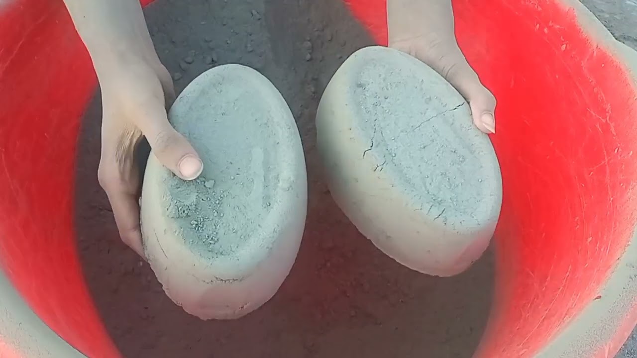ASMR||Super soft dusty pure cement Smashing+Crumbling||relaxing mouthwatering yummy 😋