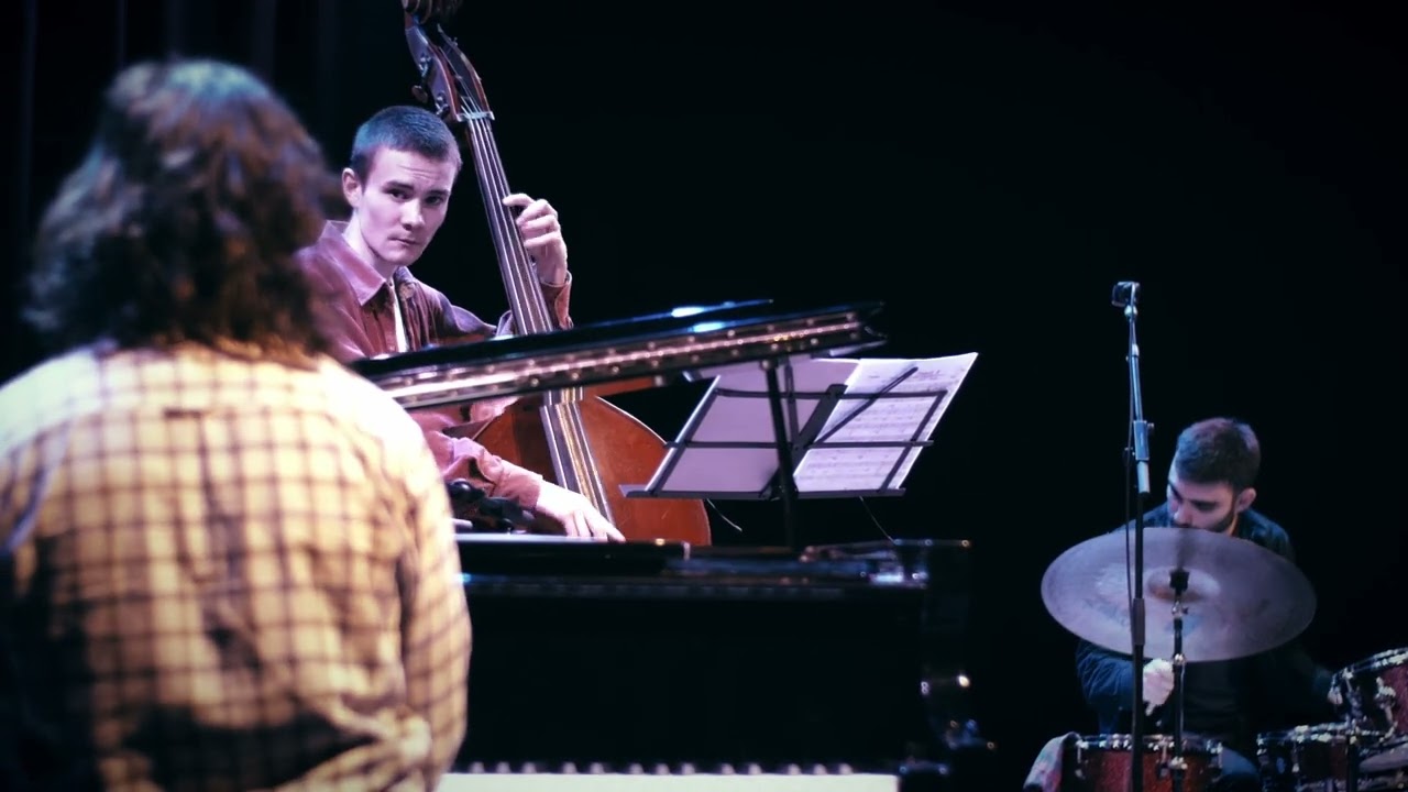 Pent-Up House (Rollins)  - DASI Quartet - Daniel's Solo