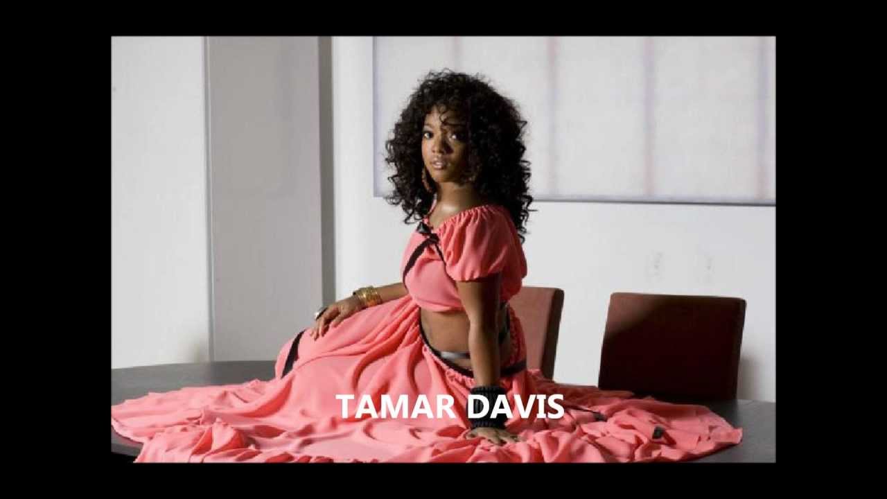 Támar Davis-Please Be The Man (Lyrics)