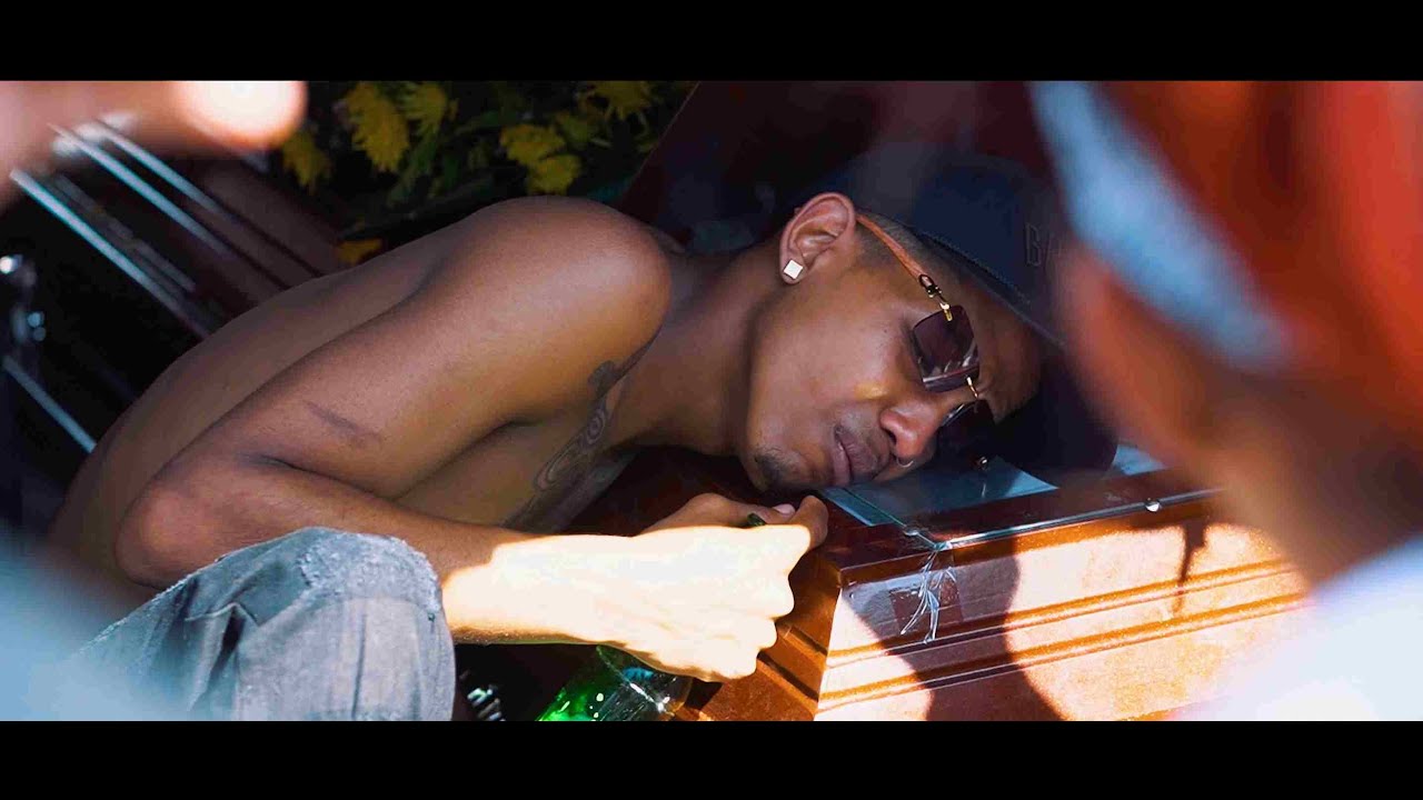 La Vuelta Es Dios 🙏🏻 - Reyrich (V&iacute;deo Oficial) R.I.P GUSTYKING🕊 Prod: JulienBeatz