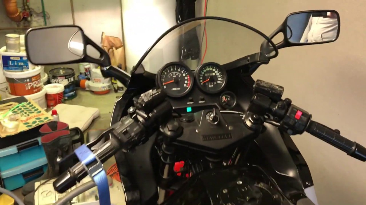 Kawasaki GPZ 900 R Revival Part 3