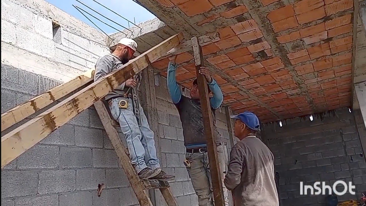 Armando Cimbra y Emparrillado de Escaleras