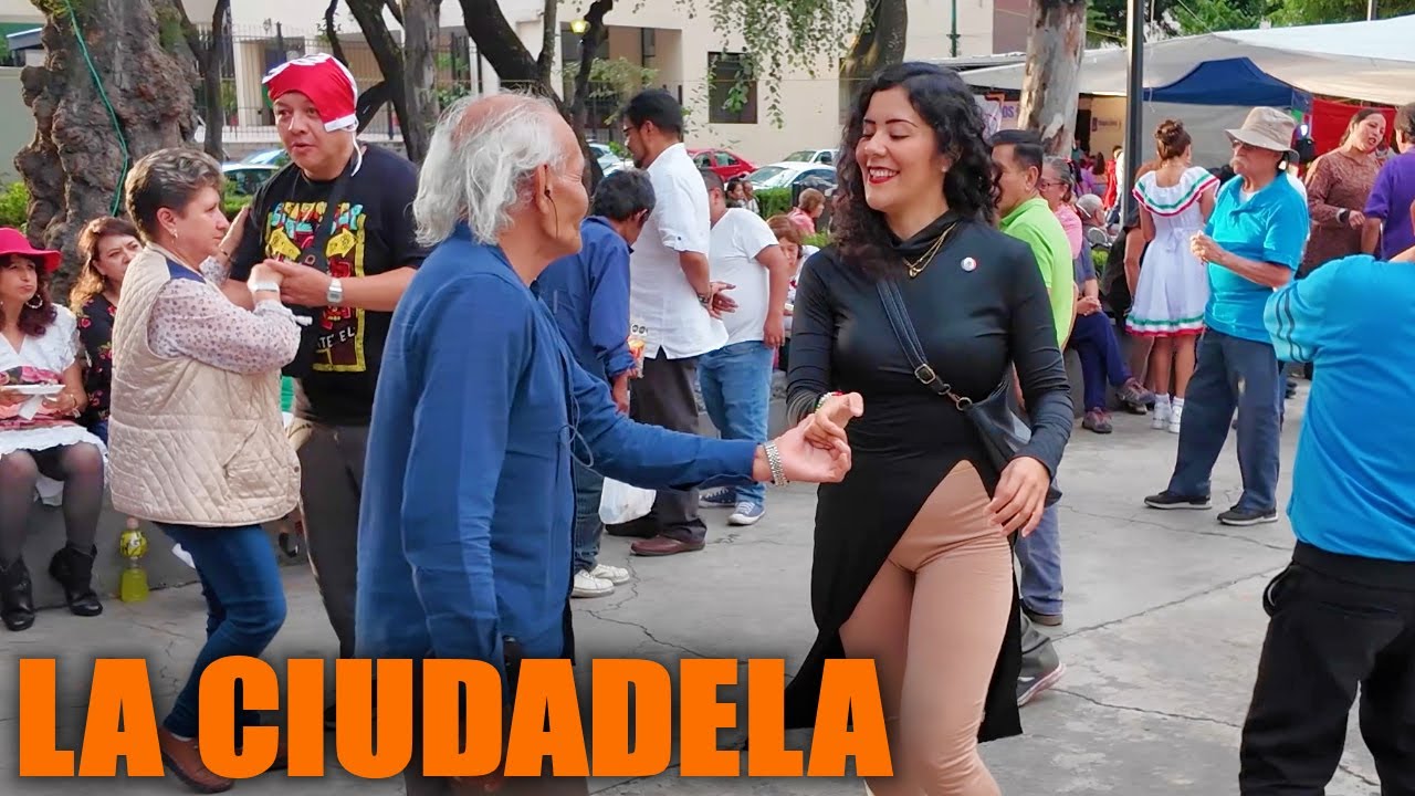 Bailando en la Ciudadela de la Ciudad de M&eacute;xico | Domingos de Baile 4K 60p