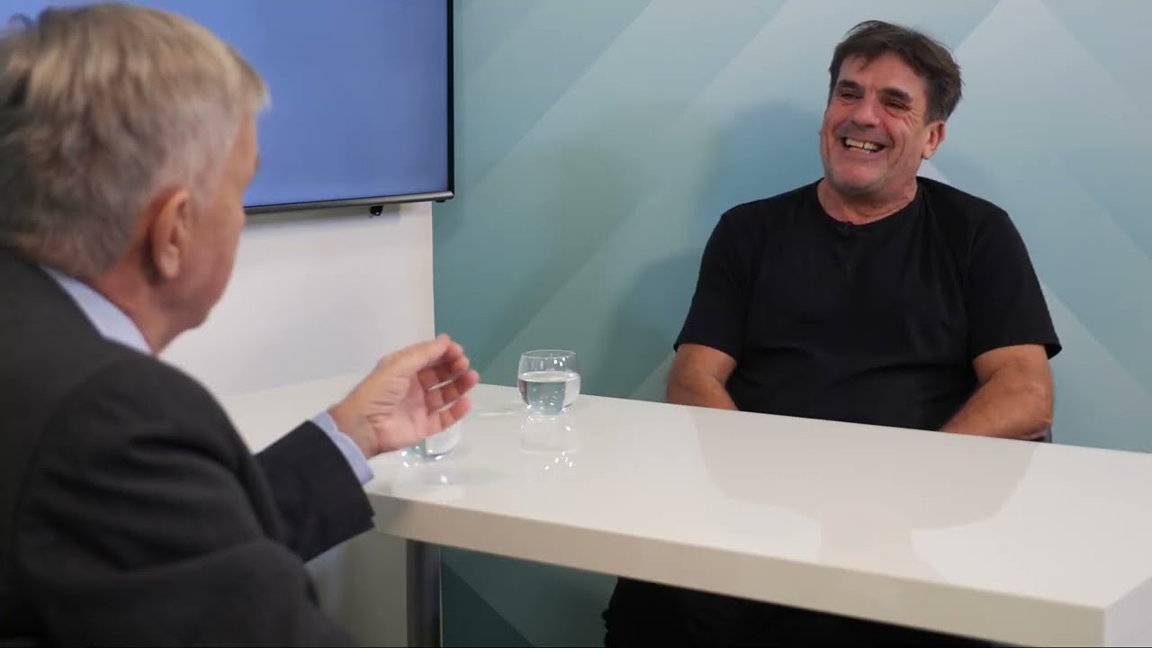 Dora, nedeljski pogovori: Arne Hodalič (19.11.2023)
