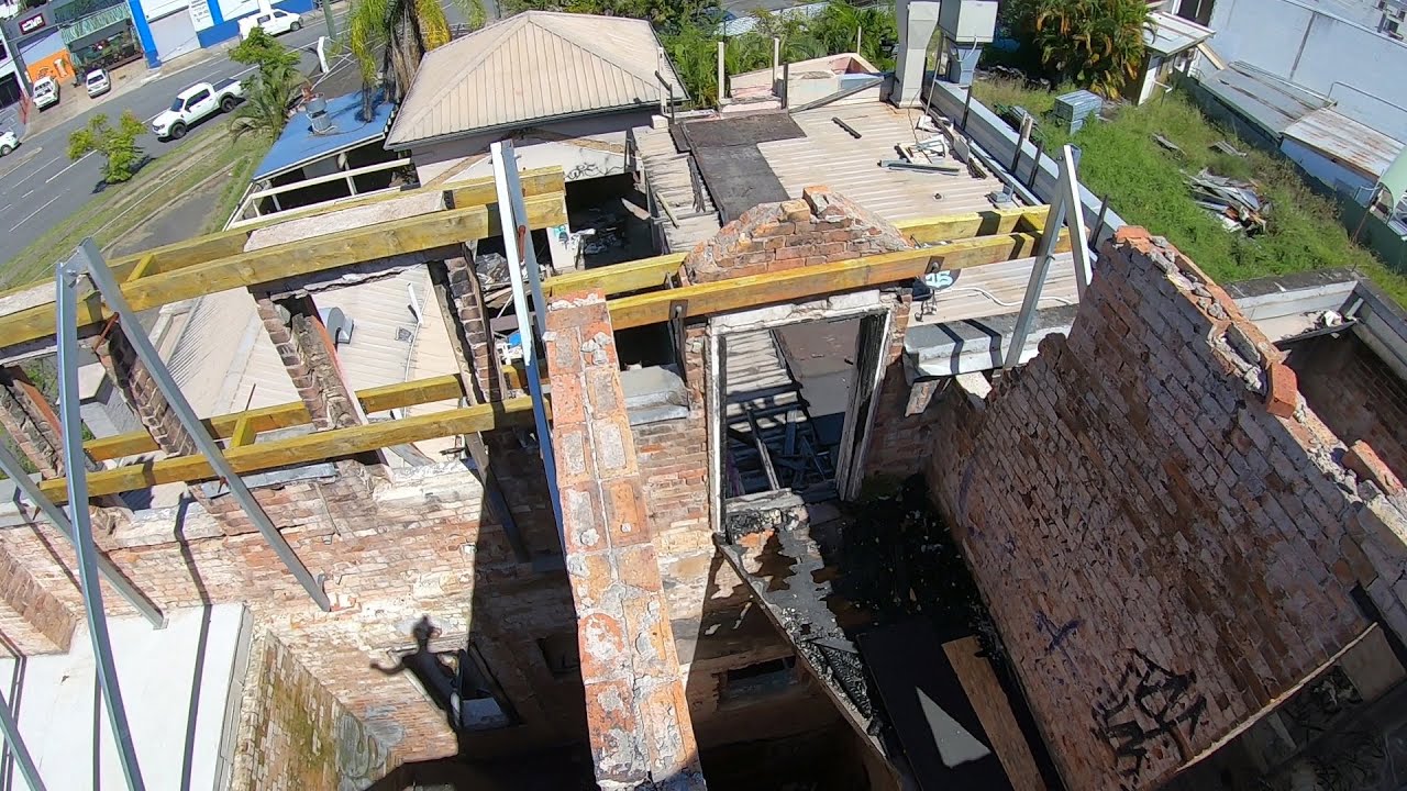 Climbing Abandoned Hotel | Brisbane Urbex