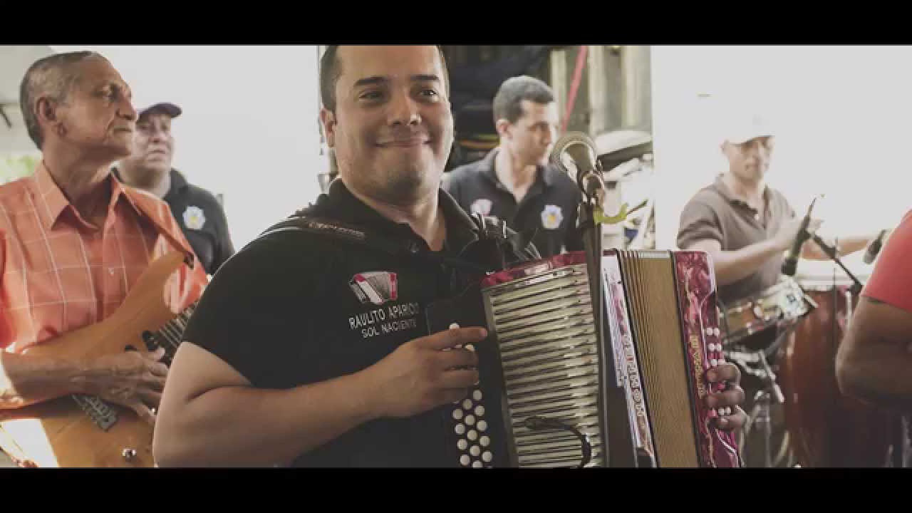 RA&Uacute;L APARICIO - SANTA ROSA EN PARITILLA Video - SOL NACIENTE