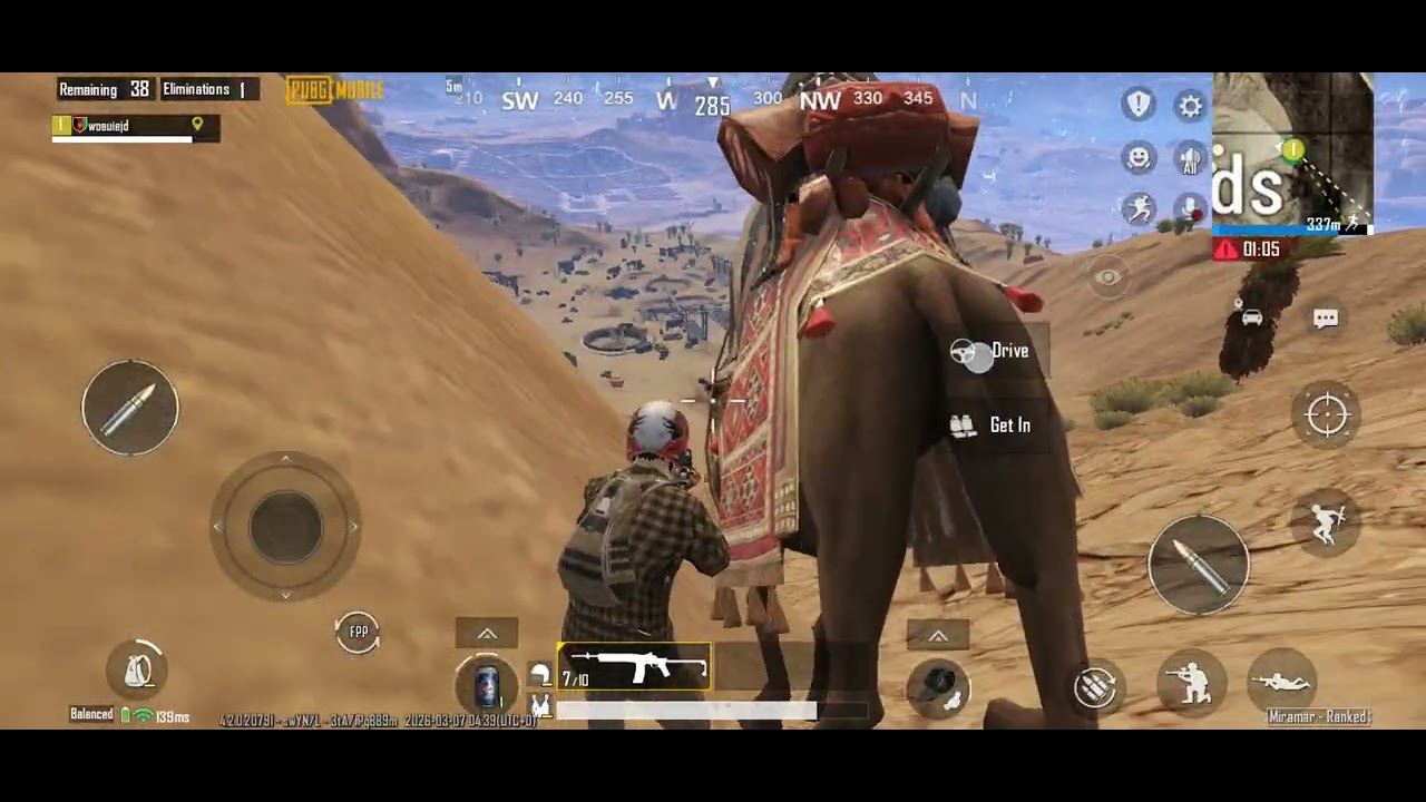 I was playing pupg suddenly  I saw a sandstorm Miramar desert I went to oasis how long can survive