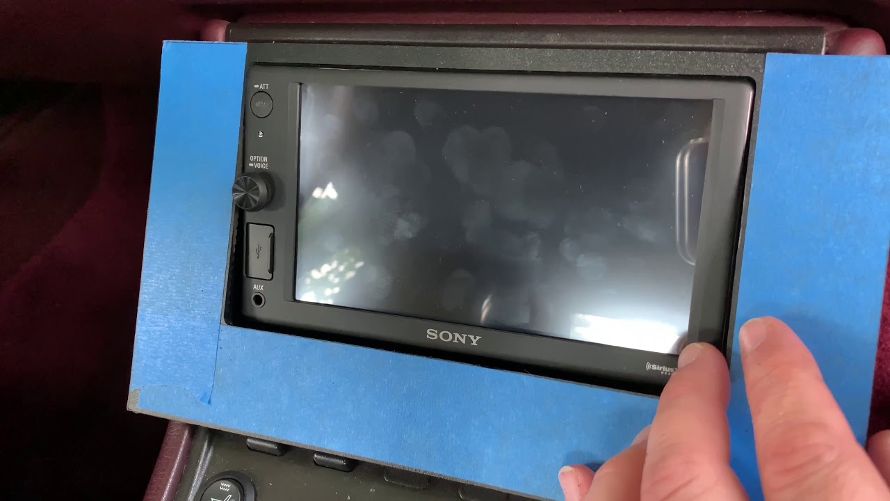 Sony XAV-AX1000 Car Play Receiver installed in a Porsche 944