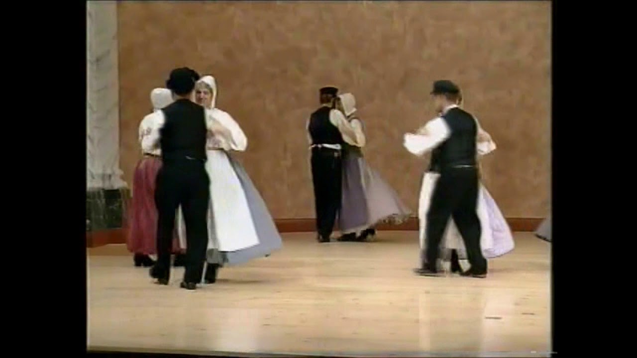 39  V&Auml;NDLEK,POLKETTVARIANT FR&Aring;N GRANG&Auml;RDE FINNSKOGAR