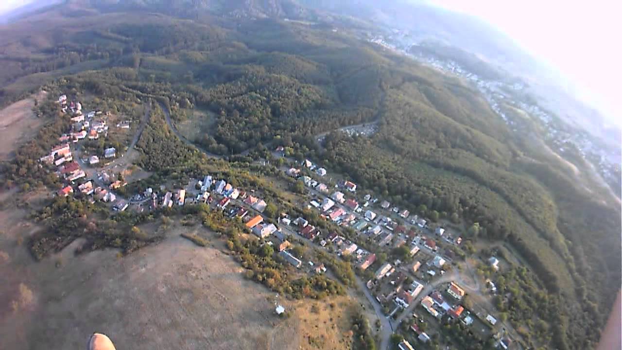 Rónafalu és környéke madártávlatból.