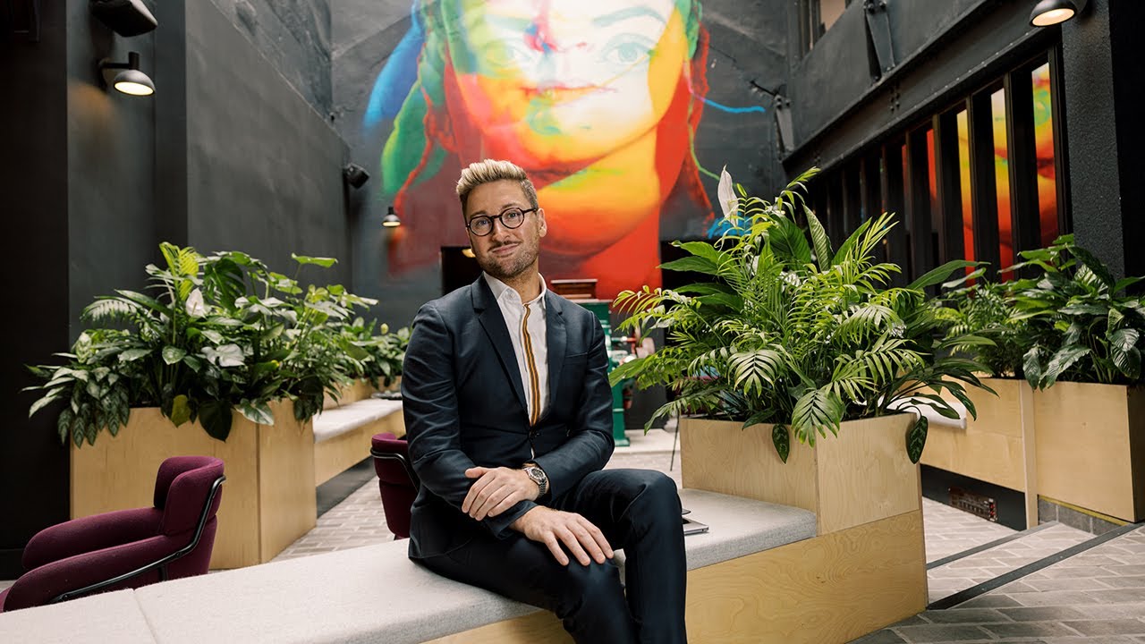 Iconic People - Rob Kenny