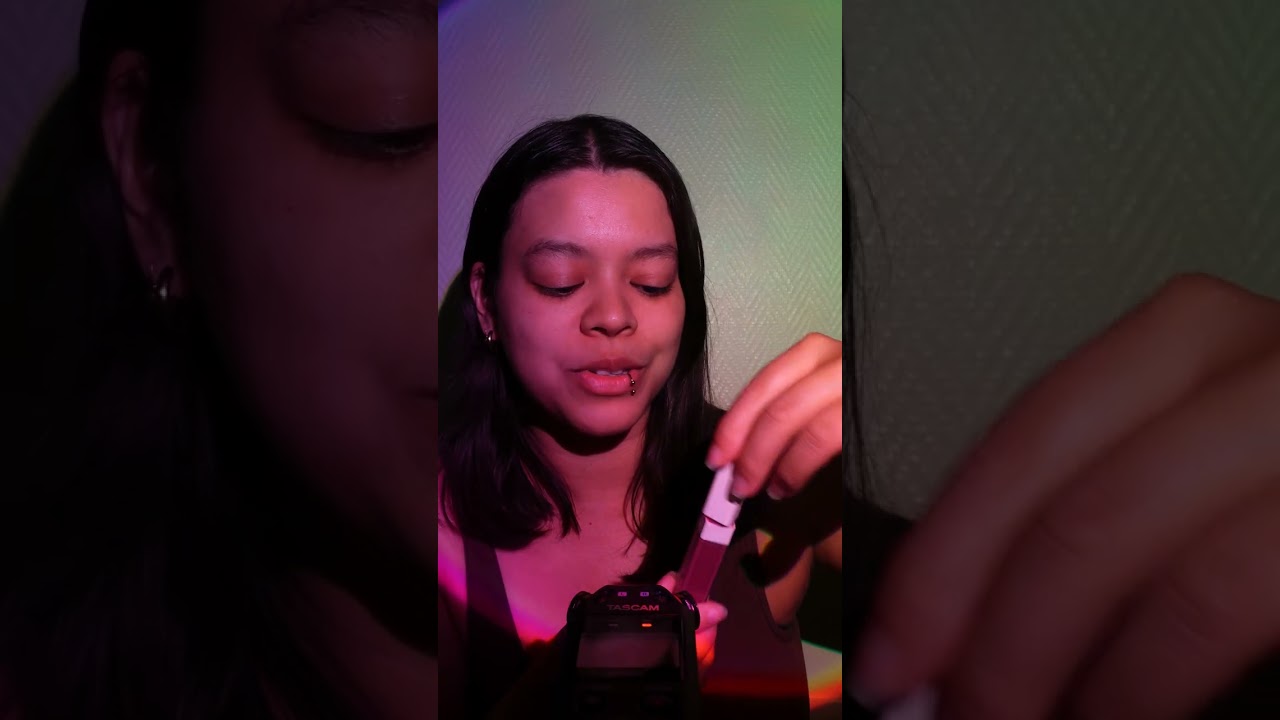 Je te mets du gloss 💄✨  #asmr  #asmrfr #asmrmakeup