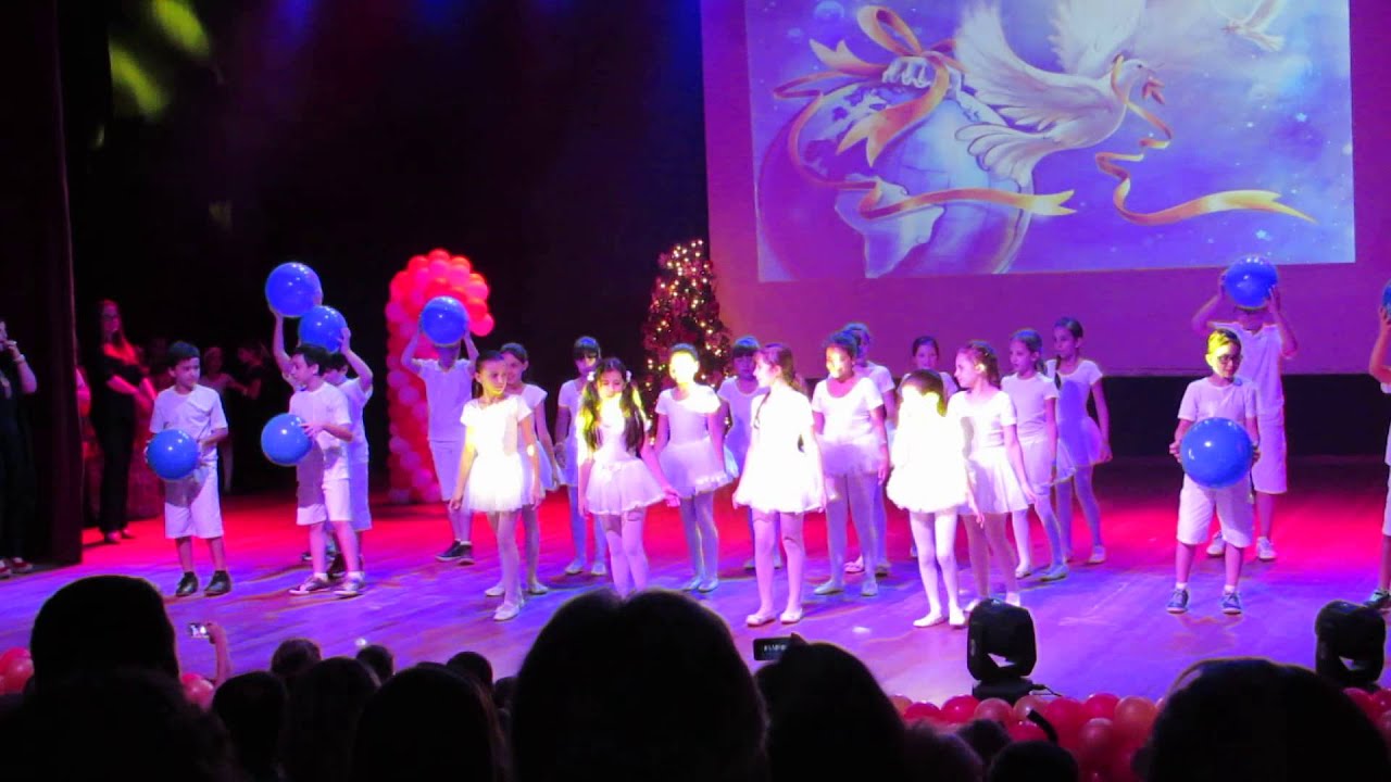 Apresentação de dança - 4º Ano - 2015