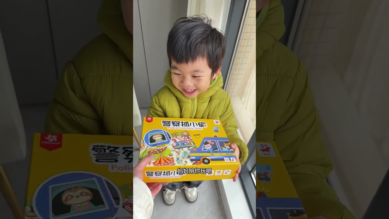 8-Month-Old Xiao Bao's First Stand! 🏆 Family Vlog