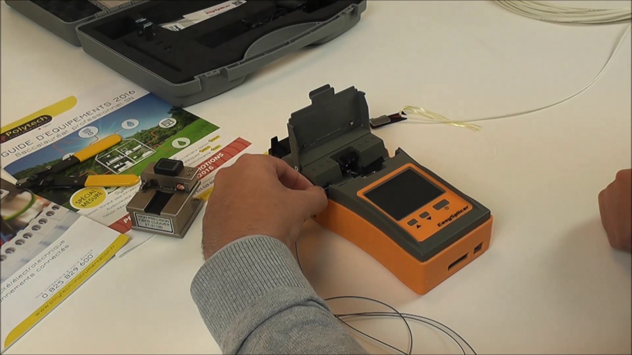 TUTO - Mise en &oelig;uvre d'un soudeuse de fibres optiques - Jeulin TV