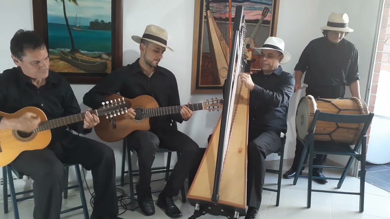 MOSAICO BAMBUCOS Daniel Rojas & Arpa Caf&eacute;