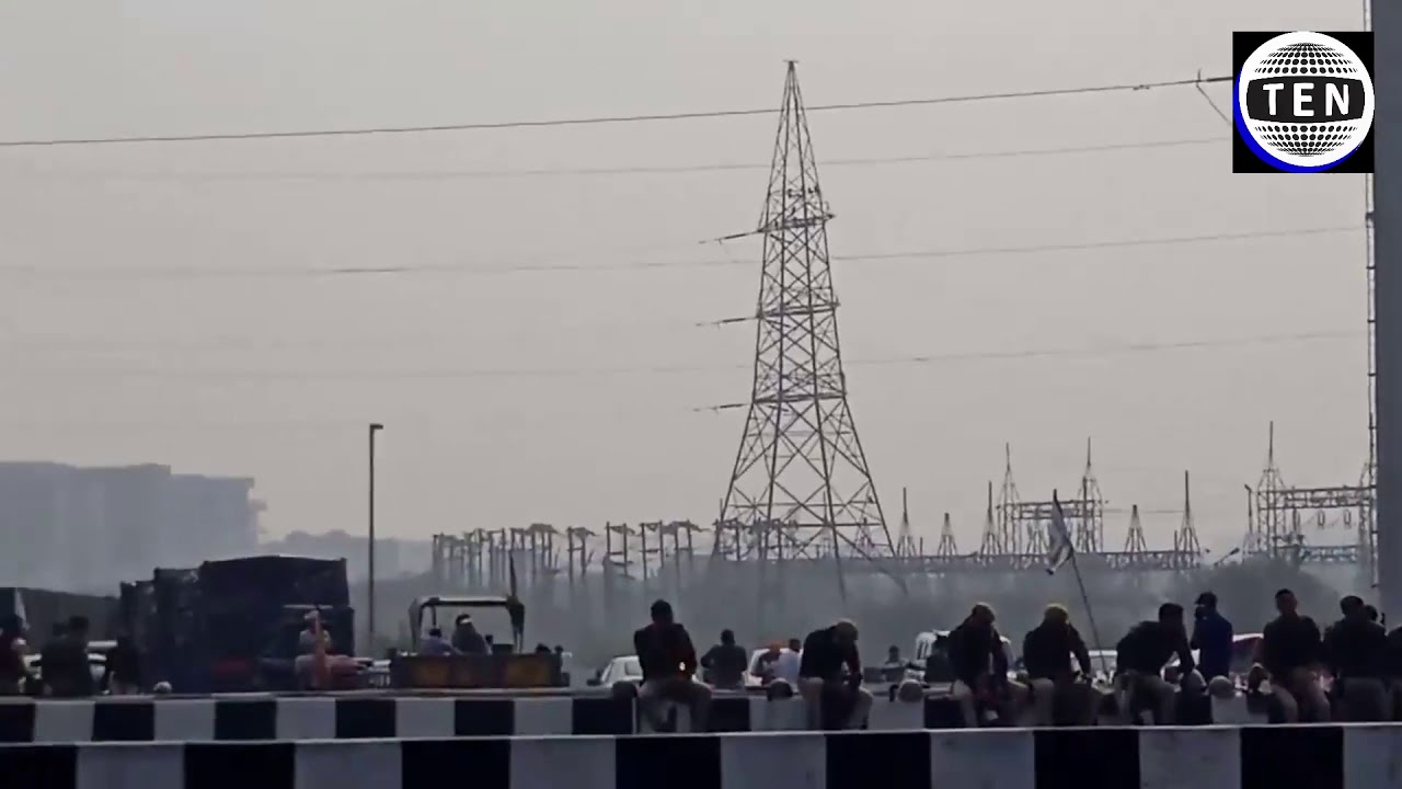 Long jams, slow traffic at Delhi- Ghaziabad border due to ongoing farmer protest