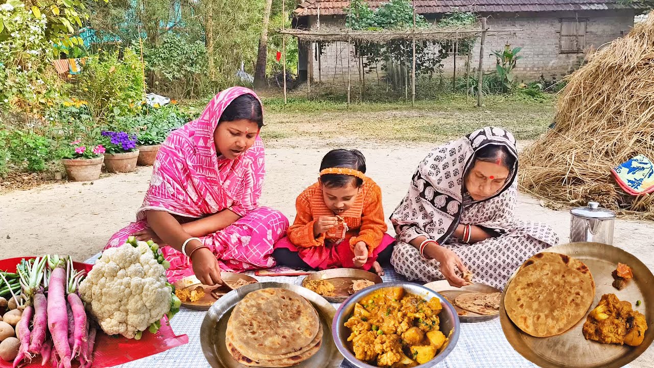Shiter Somoy Mulor Porota Sathe Fulkopi Alu Matarshuti Diye Torkari Ranna Korlam Aachar Diye Khaoya