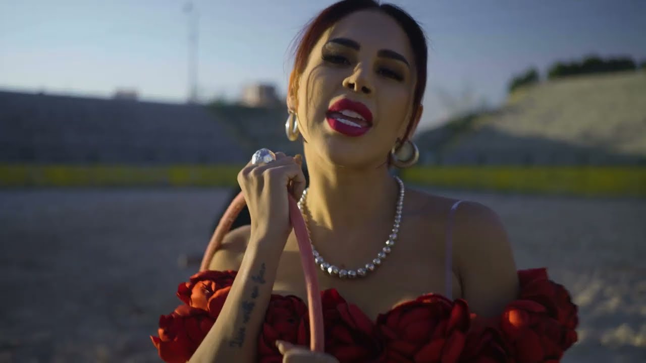 Tefi Valenzuela - Este dolor ( video oficial )
