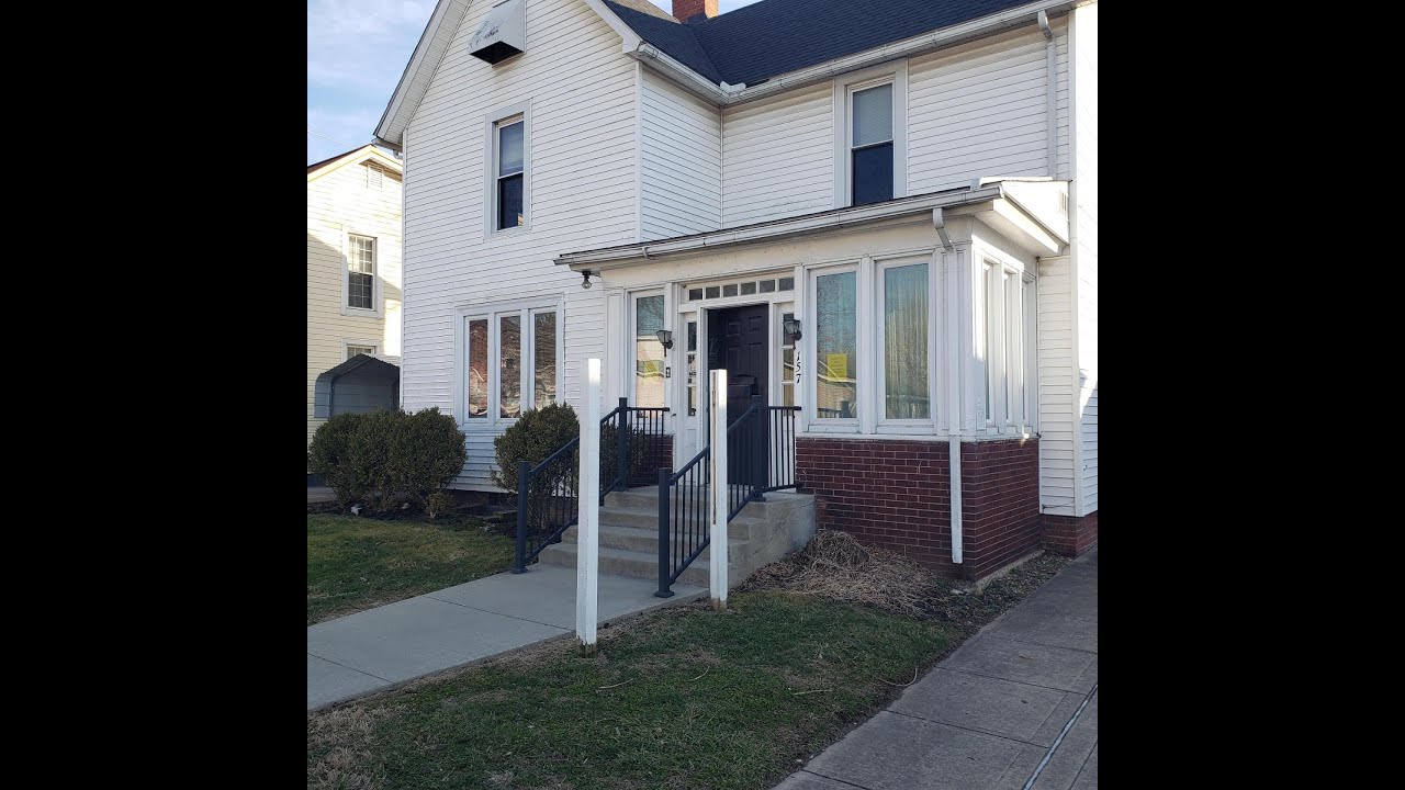 NEW LISTING: 157 W High Street Circleville OH 43113