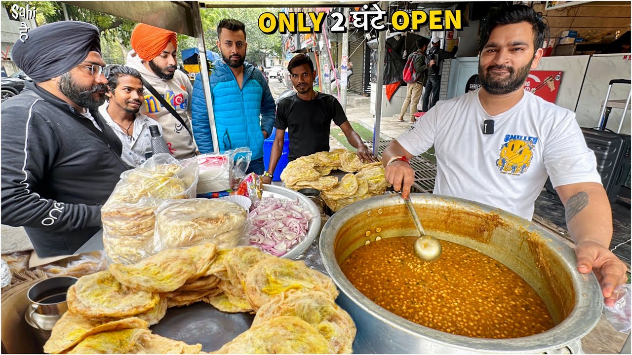Delhi's No 1 Oil Free Diet Chole Bhature | Shrabi Chole | Street Food India