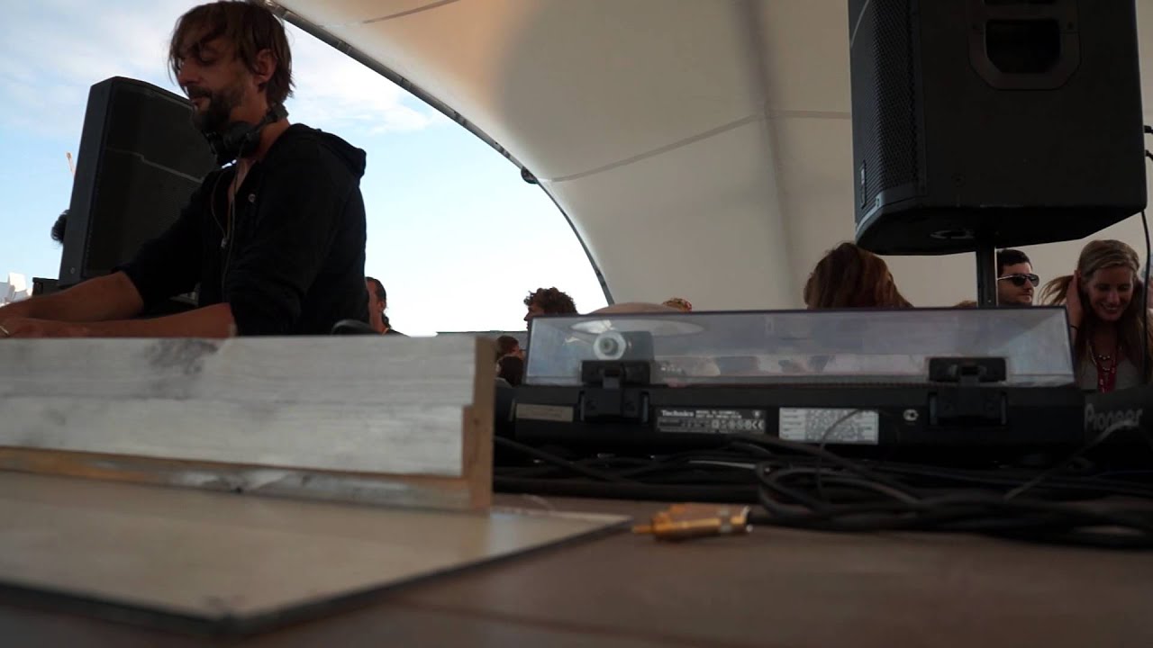 Richardo Villalobos @ Kazantip 04.06.2013 (2)