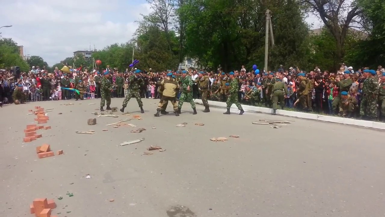 показуха ВДВ 9 мая 2014год
