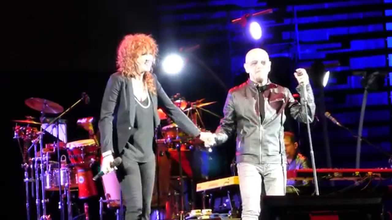 Fiorella Mannoia & Enrico Ruggeri - I dubbi dell'amore Live @ Arena di Verona