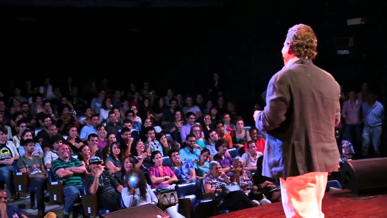A ti y a mí nos importa | Enrique  Núñez | TEDxHabana