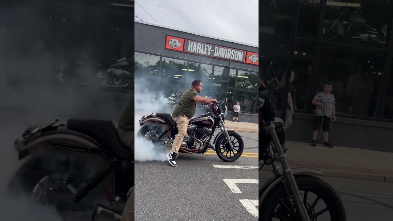 3rd Gear Harley Burnout gets Kicked out of Harley Dealer