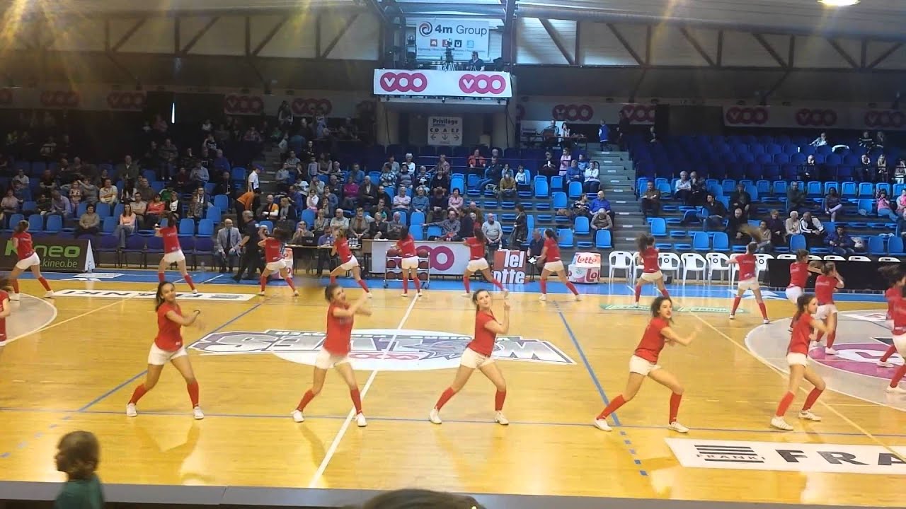 Dance Attitud - Basketball