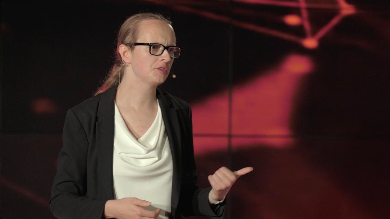 Digitalisierung für alle? Das gespaltene Verhältnis zum Datenschutz | Bianca Kastl | TEDxStuttgart