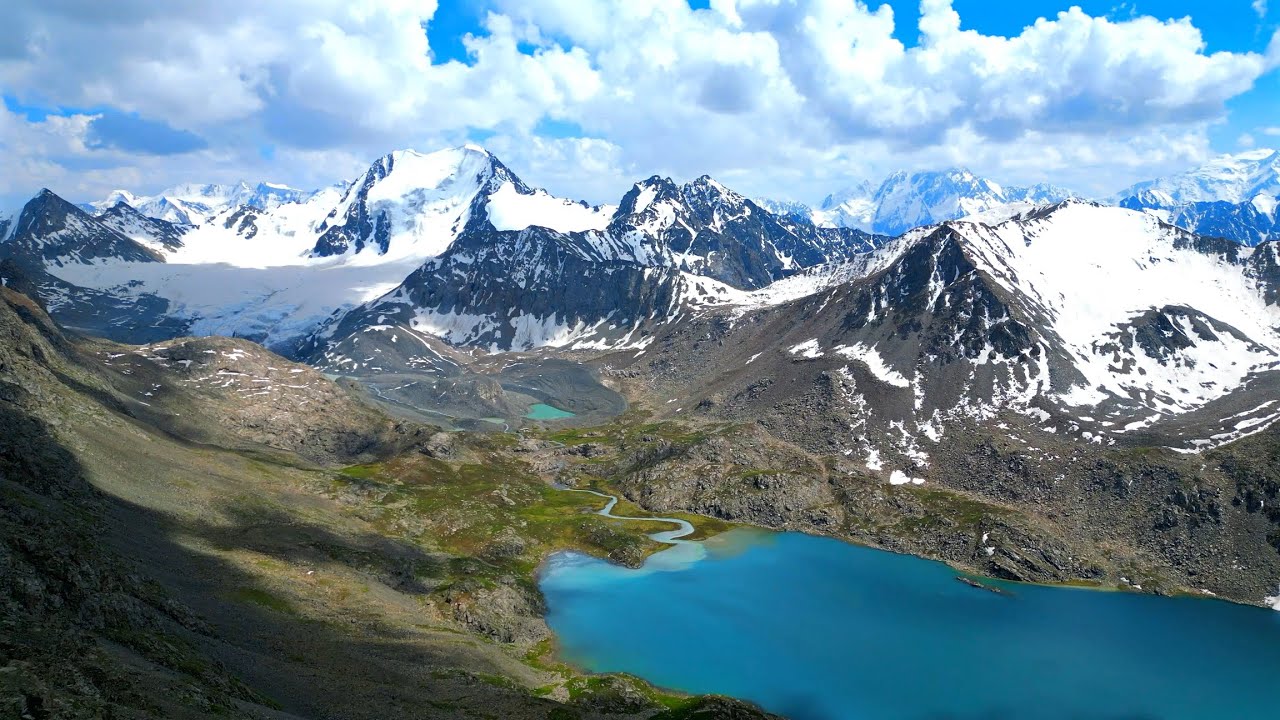 Ala-Kul Lake Kyrgyzstan with The Best Is Yet to Come music (Metal Gear Solid 4 version) - 4K