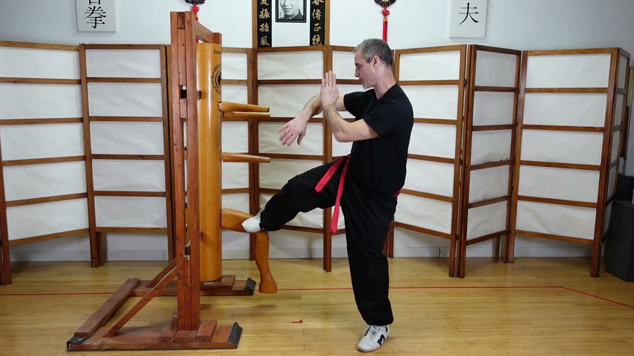 Mook Jong / Le mannequin de bois du Wing Chun