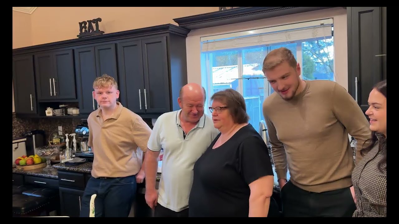 Thanksgivin2025-Our Family-Tacoma, WA