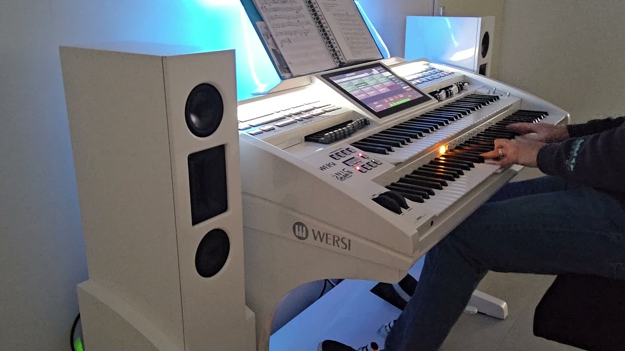Waaron Waarom on Wersi OAX600