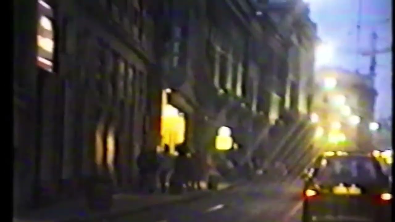Milano anni Novanta. in auto in centro. vintage 16 febbraio 1991. My Italy 511bis